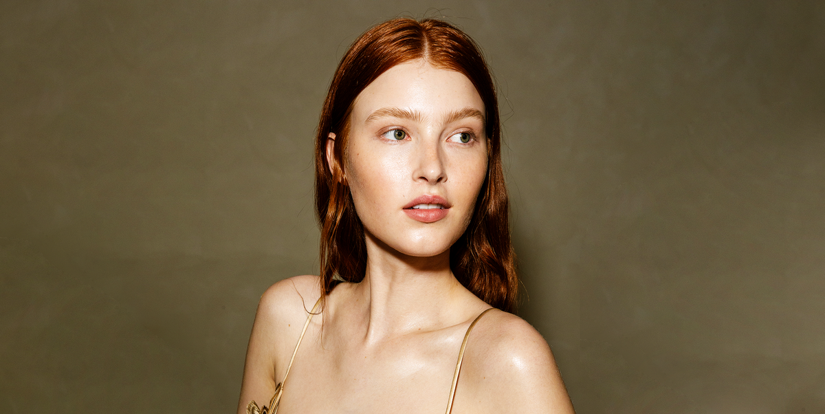 Moringa Oil for Skin: How It Works and the Best Products for 2023